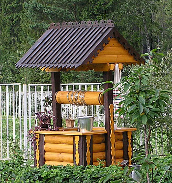 Домик для колодца